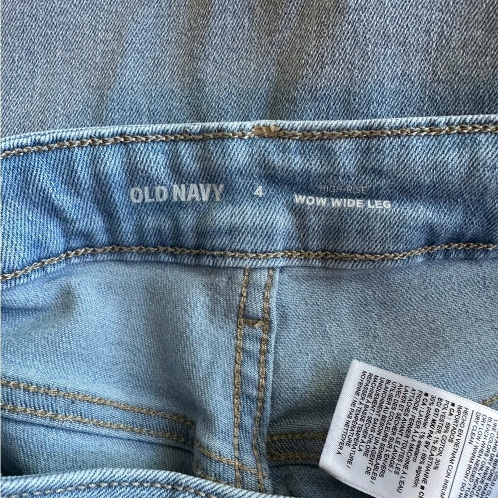 Old Navy Wow Wide Leg Jeans - Picture 9 of 10